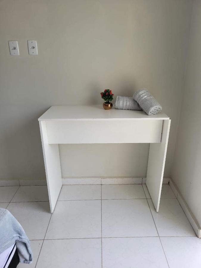 Sobrado 4 Amplo E Confortavel Em Condominio Corumba Exterior photo